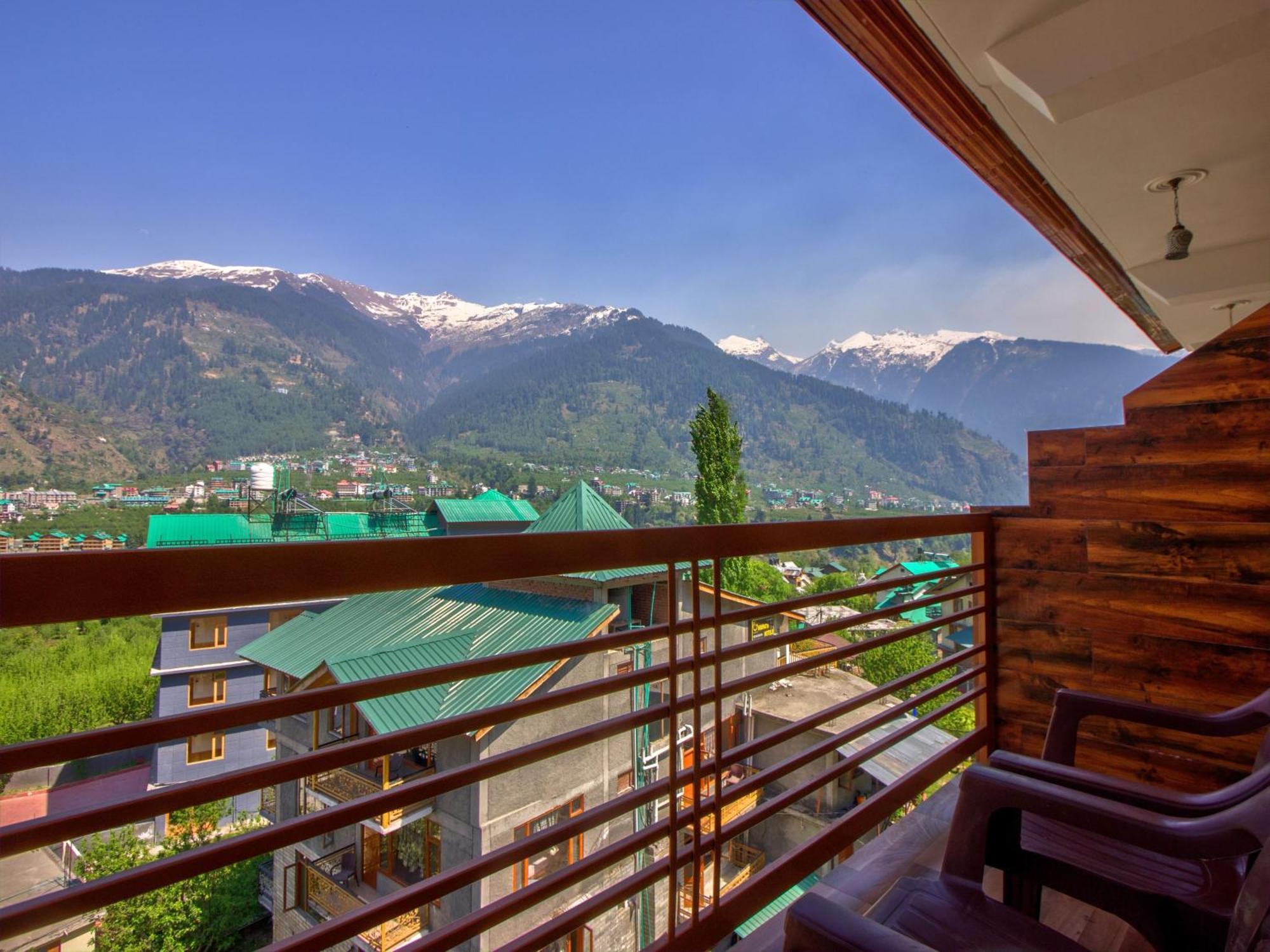 Swastik Grand Manali Hotel Exterior photo