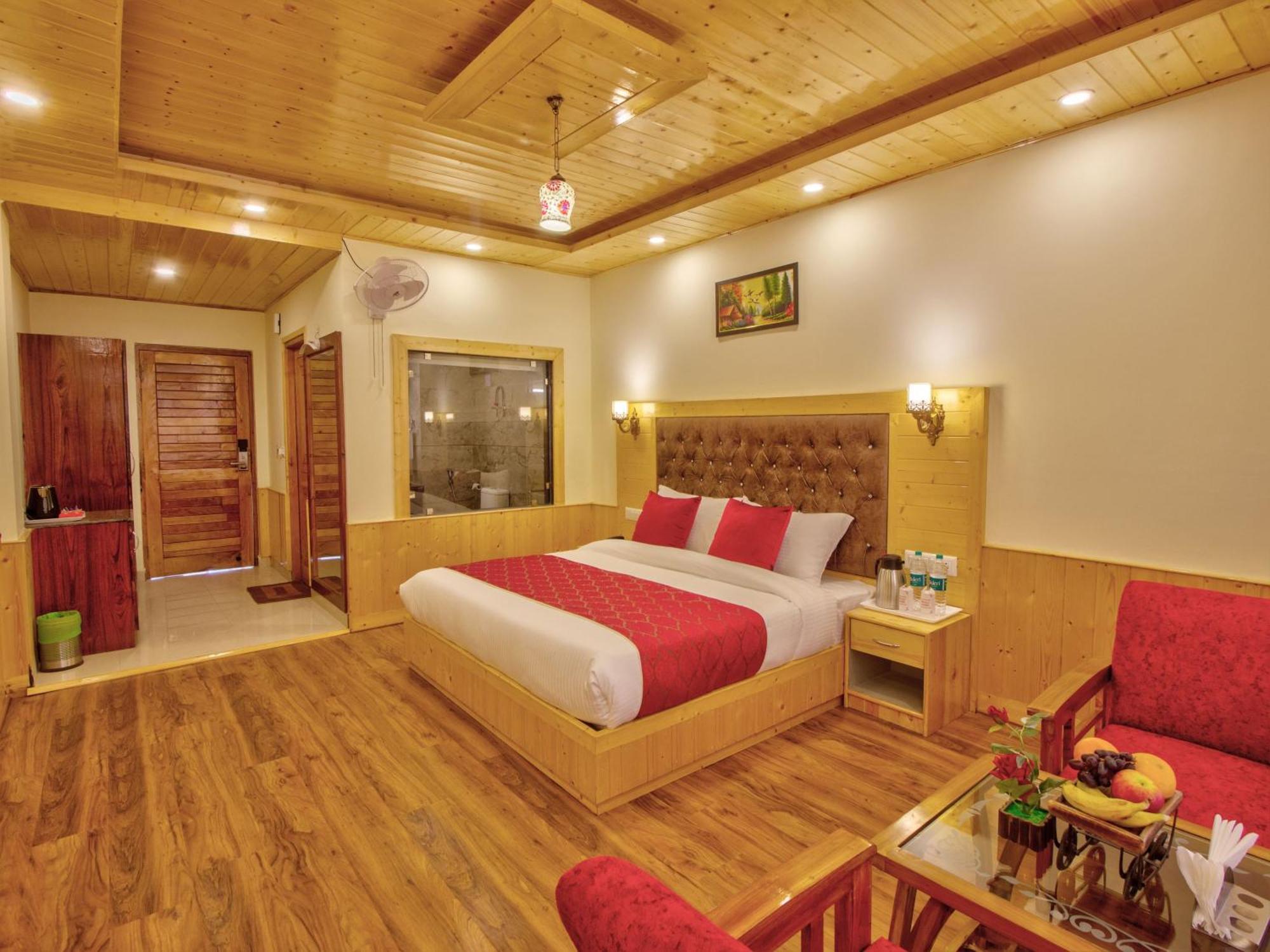 Swastik Grand Manali Hotel Exterior photo