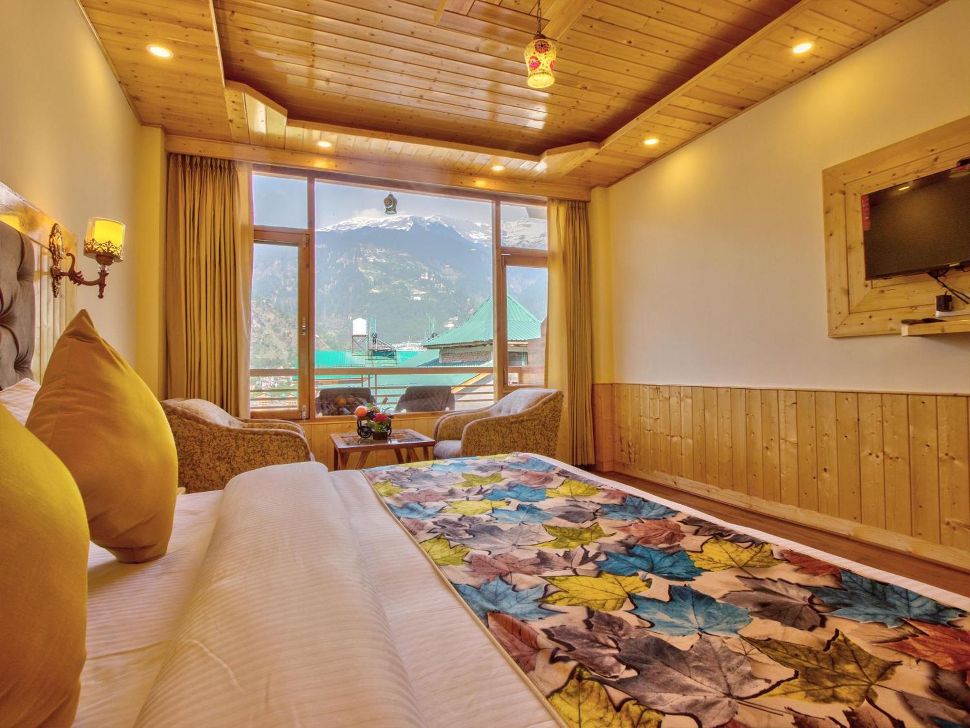 Swastik Grand Manali Hotel Exterior photo
