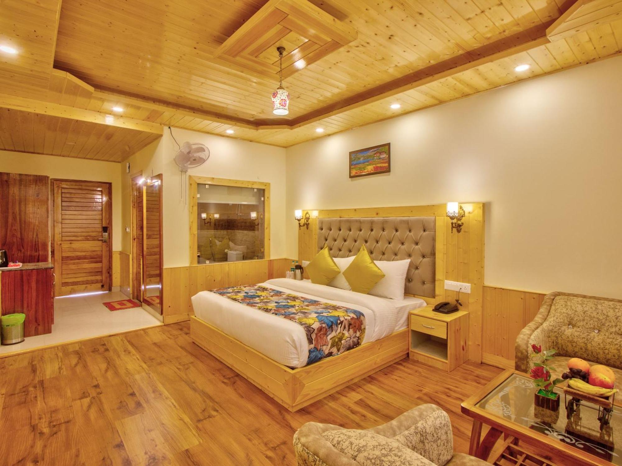 Swastik Grand Manali Hotel Exterior photo